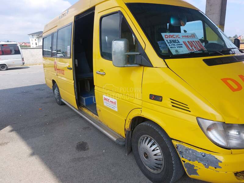 Mercedes Benz 313 cdi sa 18 sed