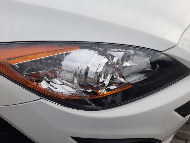 Mazda 3 1,6 16V SPORT