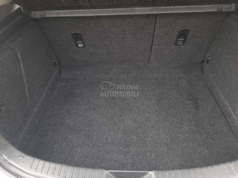 Mazda 3 1,6 16V SPORT