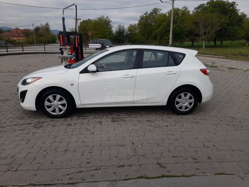 Mazda 3 1,6 16V SPORT