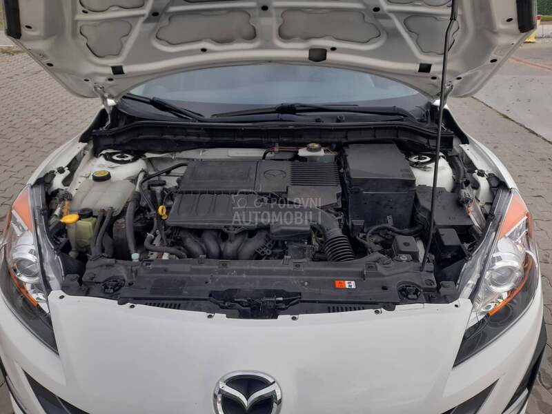 Mazda 3 1,6 16V SPORT