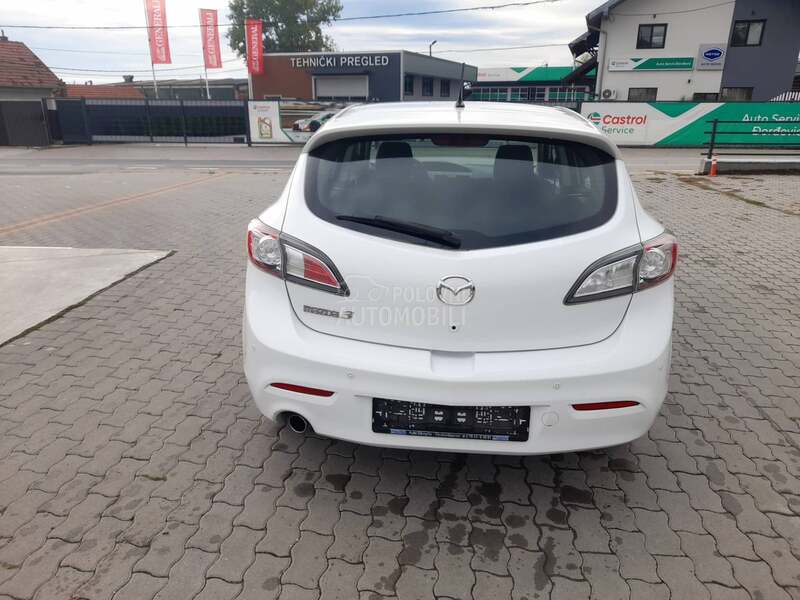 Mazda 3 1,6 16V SPORT