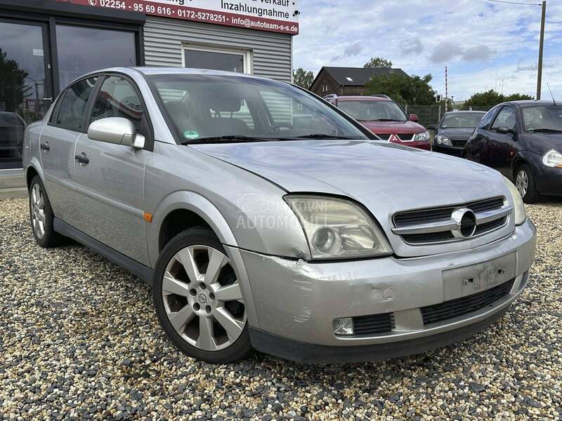 Opel Vectra C 2.0t 2005. god. -  kompletan auto u delovima