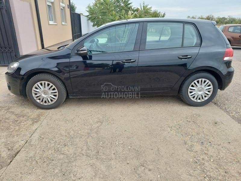 Volkswagen Golf 6 1.6TDI 5VR HIGH LINE Volkswagen Golf 6 1.6TDI 5VR HIGH LINE