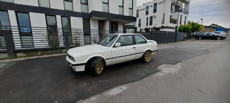 BMW 316 E30 316i