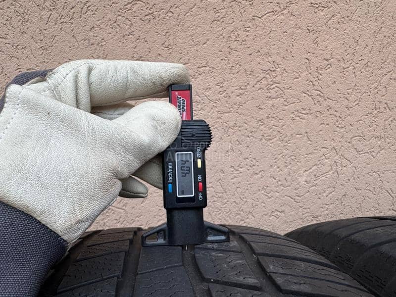 Continental 255/50 R20 Zimska