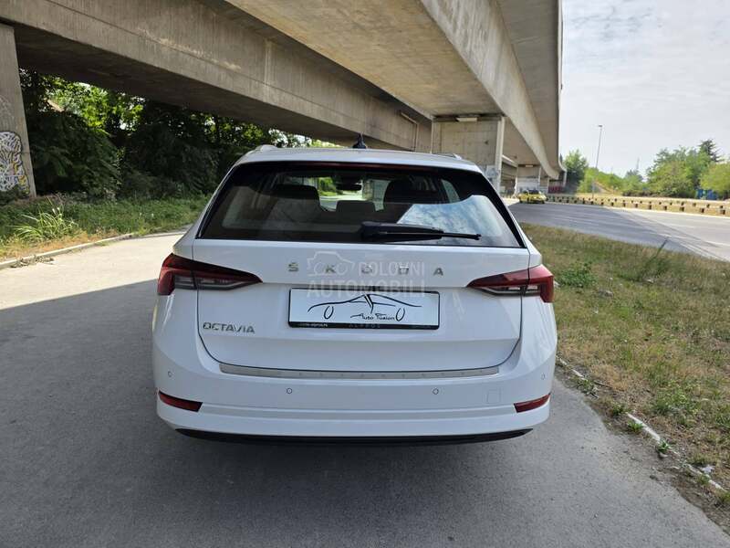 Škoda Octavia 1.5 TSI STYLE