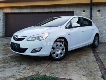 Opel Astra J 1.3CDTI-bez.pliv.zam