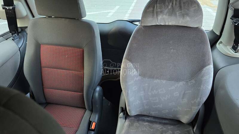 Volkswagen Sharan 2.0 TDI FREESTYLE
