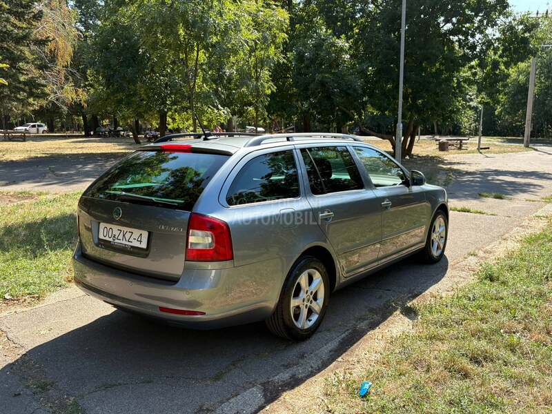 Škoda Octavia 1.6d nawi senz dig.k