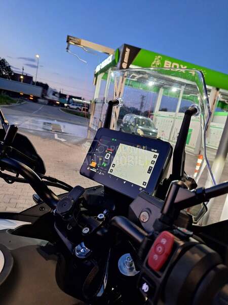 CFMOTO 800mt EXPLORER