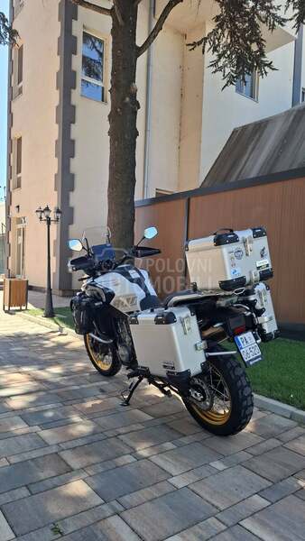 CFMOTO 800mt EXPLORER
