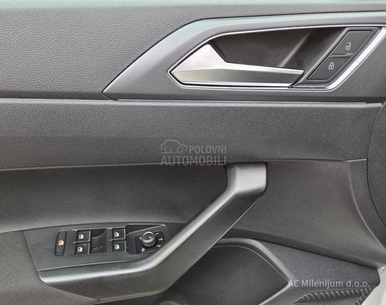 Volkswagen Taigo 1.0 Tsi-Dsg R line