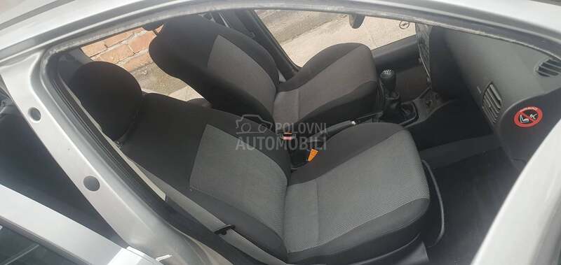 Opel Corsa C 1.2 16v