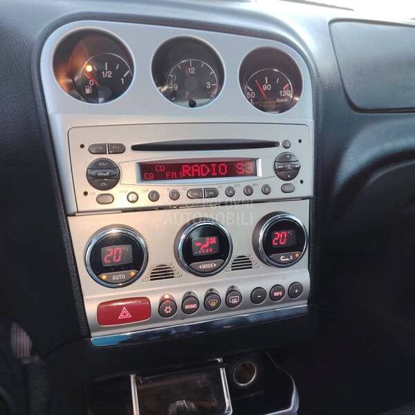 Alfa Romeo 156 