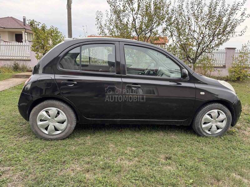 Nissan Micra 
