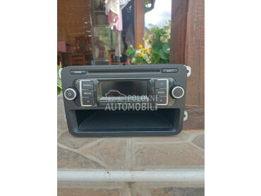 Radio za Volkswagen Golf 5, Passat B6, Golf 6 ...