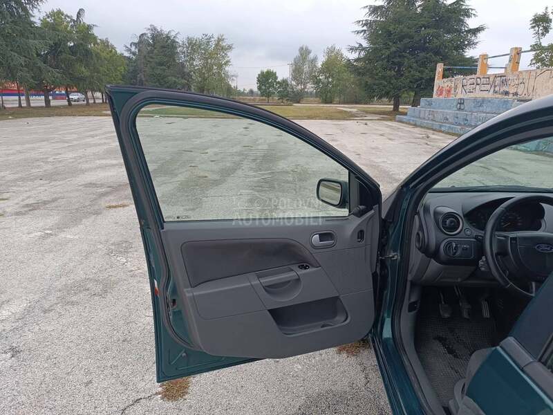 Ford Fiesta 1.4 b
