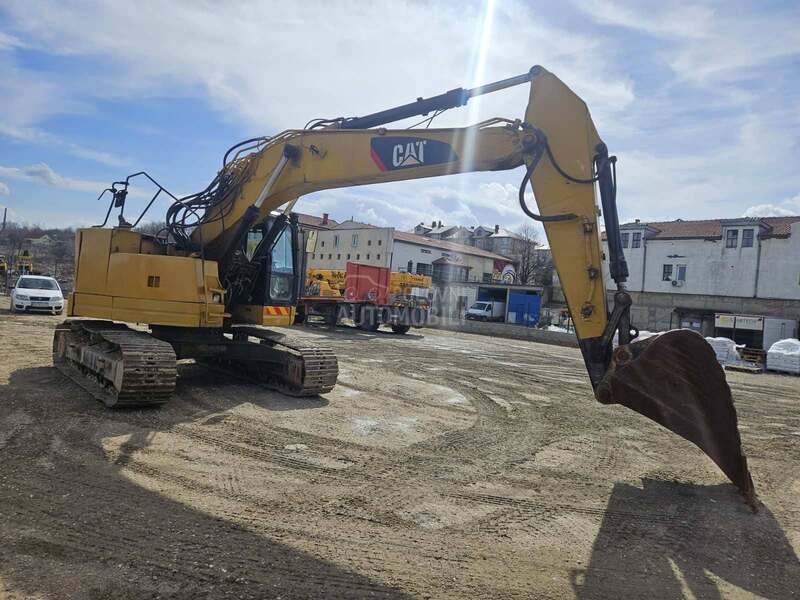 CAT 321D