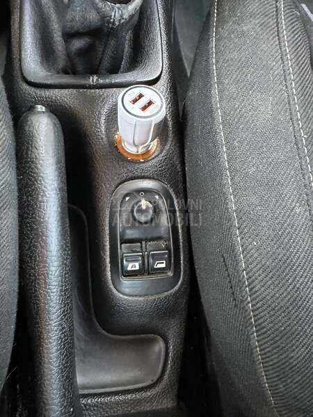 Peugeot 206 1.6