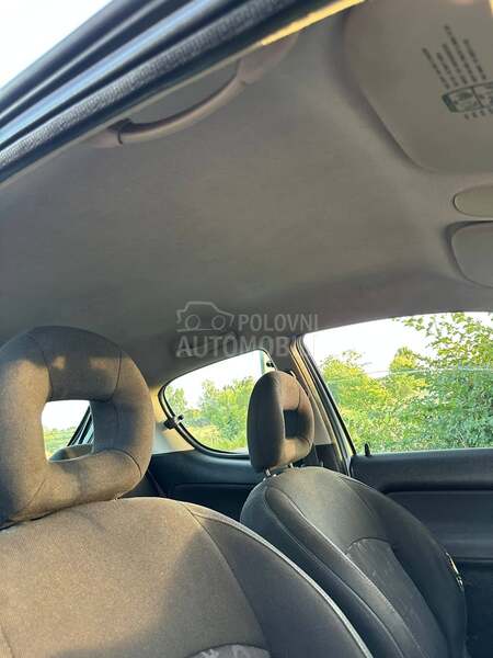 Peugeot 206 1.6