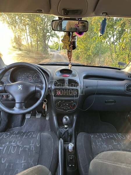 Peugeot 206 1.6