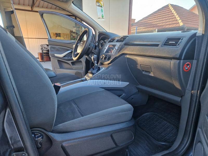 Ford Kuga 2.0 4x4 T.E.K  R.E.G