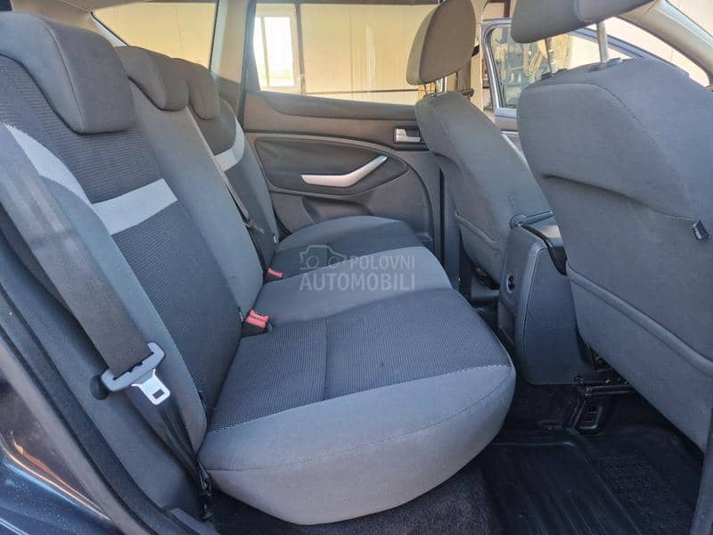 Ford Kuga 2.0 4x4 T.E.K  R.E.G