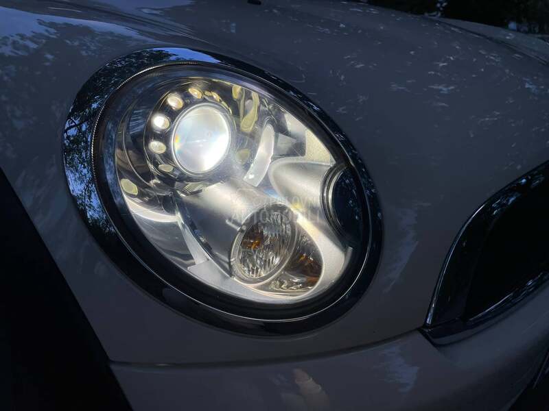 MINI Cooper R56