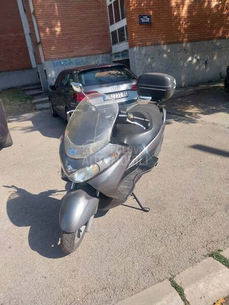 Suzuki Burgman