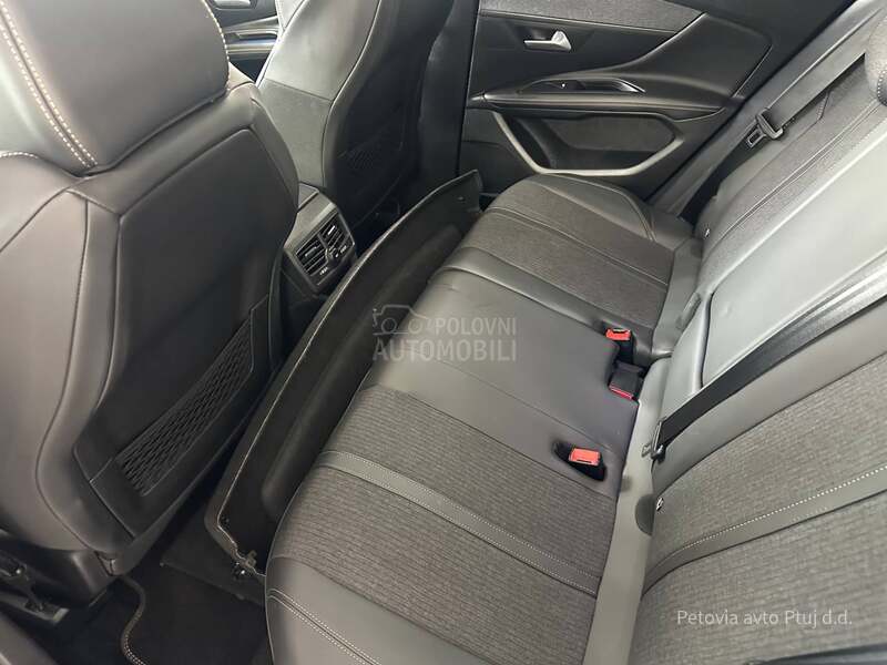 Peugeot 3008 1,5 BlueHDI