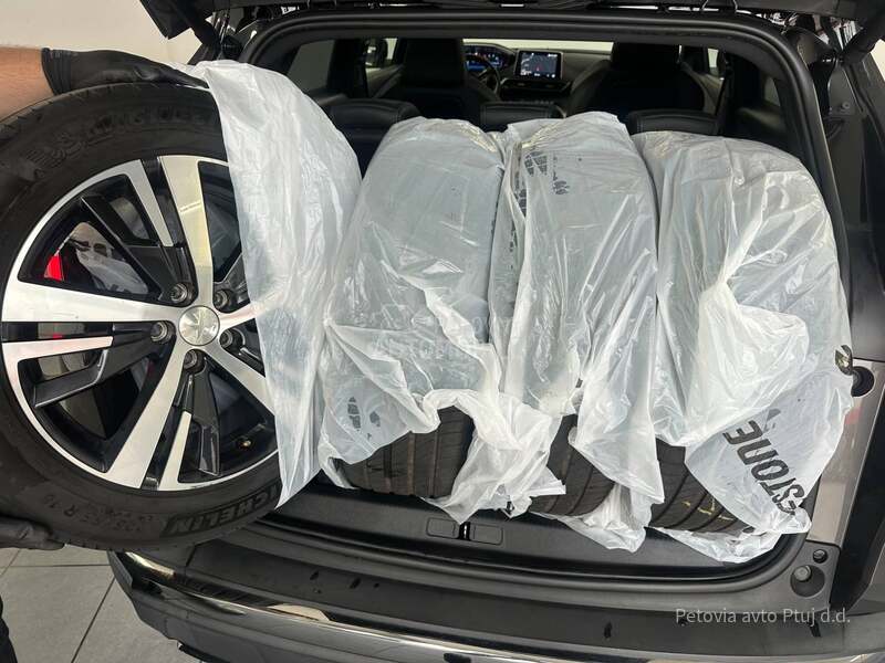 Peugeot 3008 1,5 BlueHDI