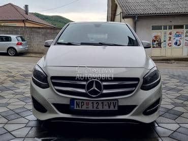 Mercedes Benz B 180 