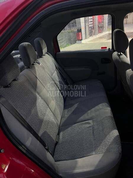 Dacia Logan 