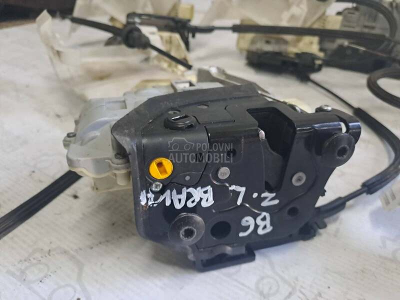 PASSAT B6 BRAVA VRATA ELEKTR