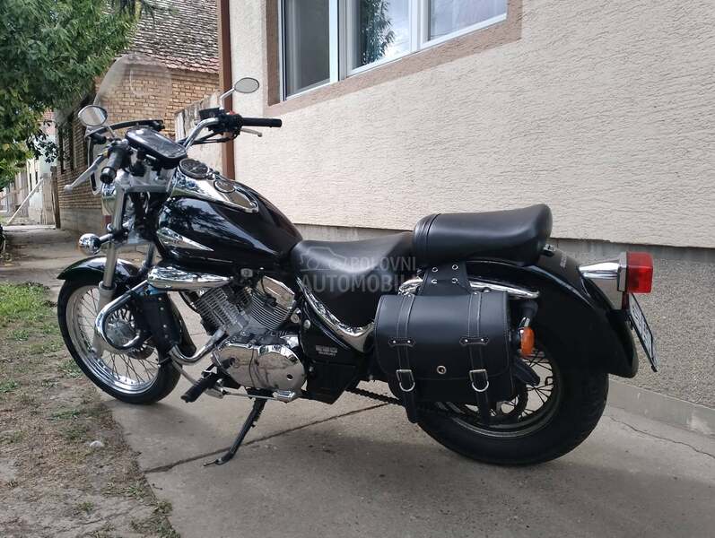 Suzuki Intruder VL 250 LC