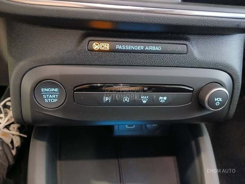 Ford Focus FOCUS TITANIUM 1.0