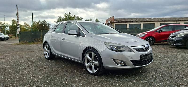 Opel Astra J 1.4 ENJOY NA VI EU5