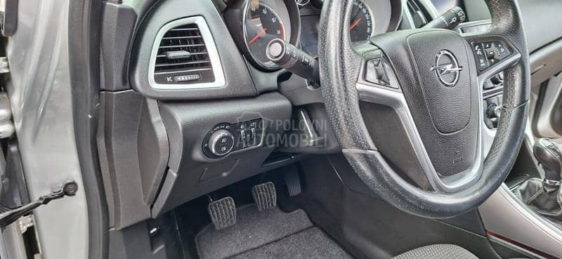 Opel Astra J 1.4 ENJOY NA VI EU5