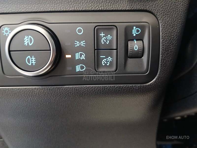 Ford Kuga KUGA TITANIUM 1.5 6M