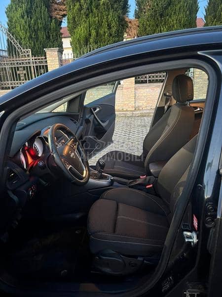 Opel Astra J 1.6 CDTI