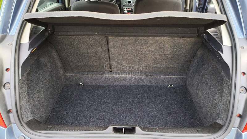 Renault Clio 1.6B.