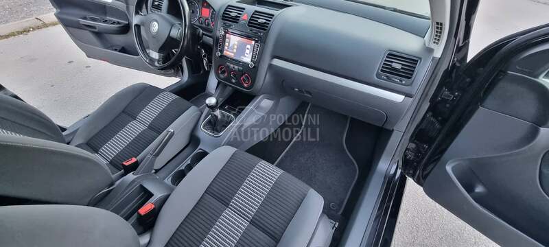 Volkswagen Golf 5 1.4