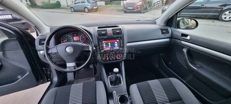 Volkswagen Golf 5 1.4