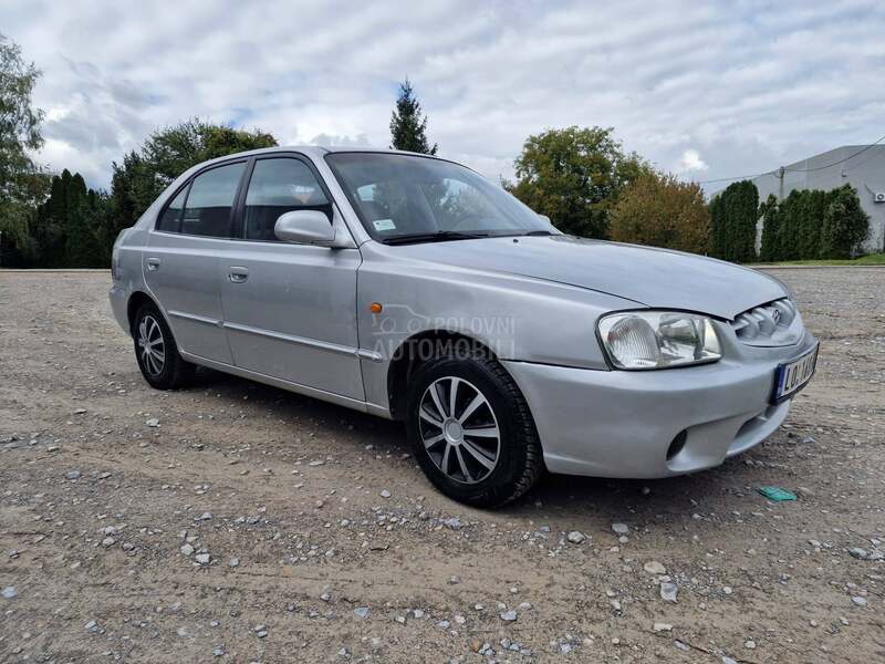 Hyundai Accent 