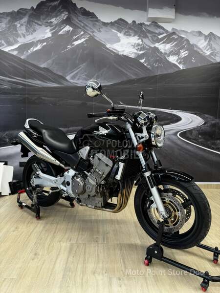 Honda CB 900F Hornet