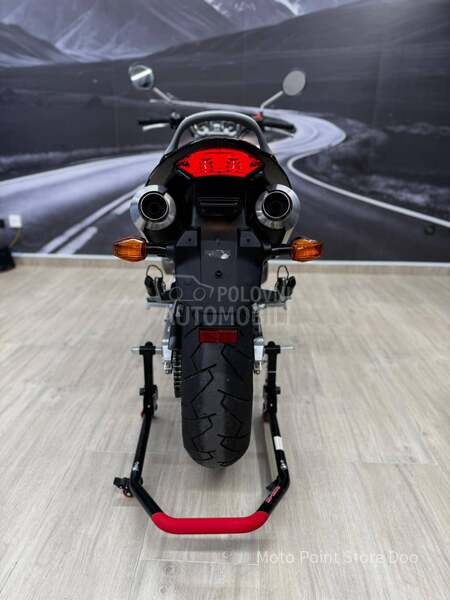 Honda CB 900F Hornet