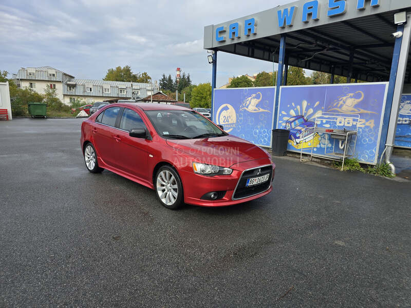 Mitsubishi Lancer 