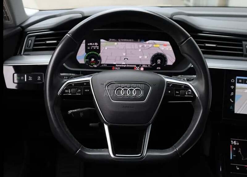 Audi e-tron 