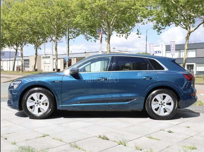 Audi e-tron 